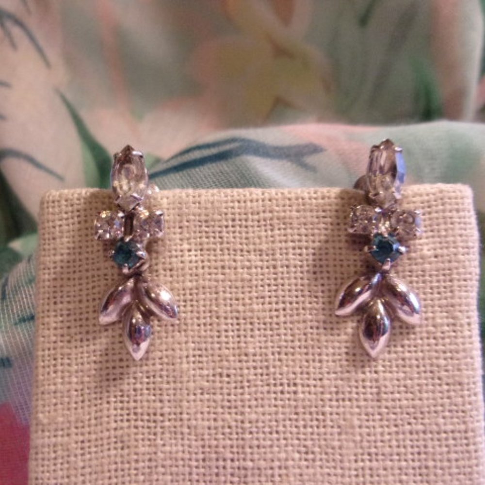 Duane Silver Tone Rhinestone Screwback Earrings